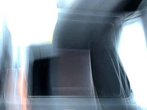 Used 2023 Lexus GX 460 Premium w/ Premium Package image 27