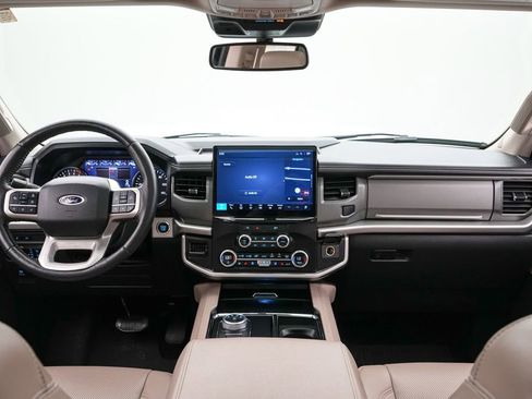 Certified 2024 Ford Expedition Max XLT AWD/4WD image 15