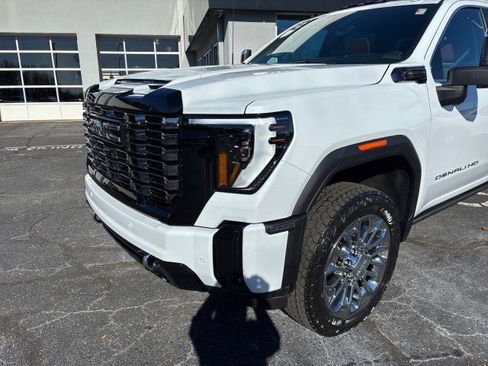 New 2026 GMC Sierra 2500 Denali Ultimate image 8