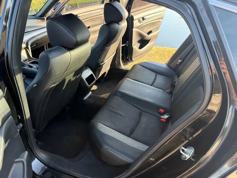 Used 2019 Honda Accord Sport image 16