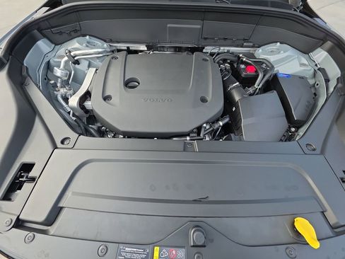 New 2026 Volvo XC90 B6 Ultra image 35