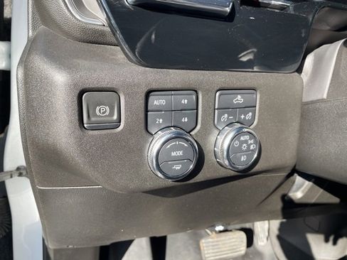 Used 2024 GMC Sierra 1500 Elevation w/ X31 Off-Road Package image 21