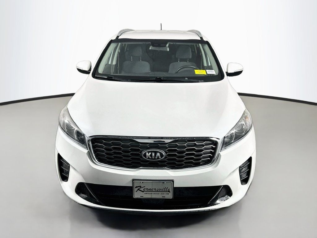 Used 2020 Kia Sorento LX w/ LX I4 Convenience Package AWD/4WD image 2