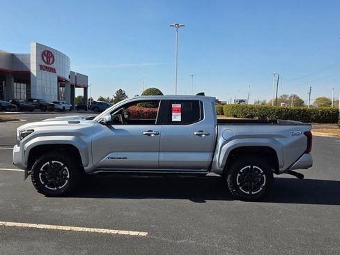 New 2026 Toyota Tacoma TRD Sport AWD/4WD image 4