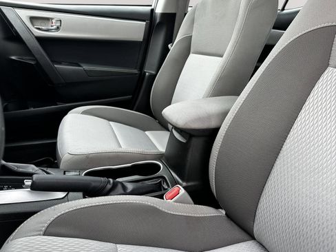 Used 2017 Toyota Corolla LE w/ LE Eco Premium Package FWD image 18