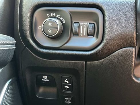 Used 2022 RAM 1500 Laramie RWD image 37