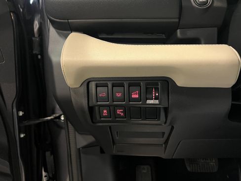 Used 2020 Subaru Ascent Limited w/ Technology Package image 15