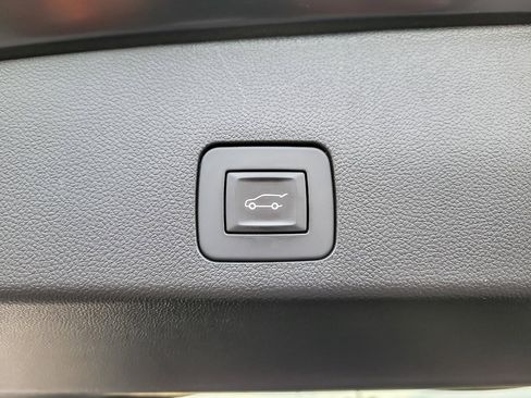 Used 2023 Buick Encore GX Select w/ Sport Touring Package image 19