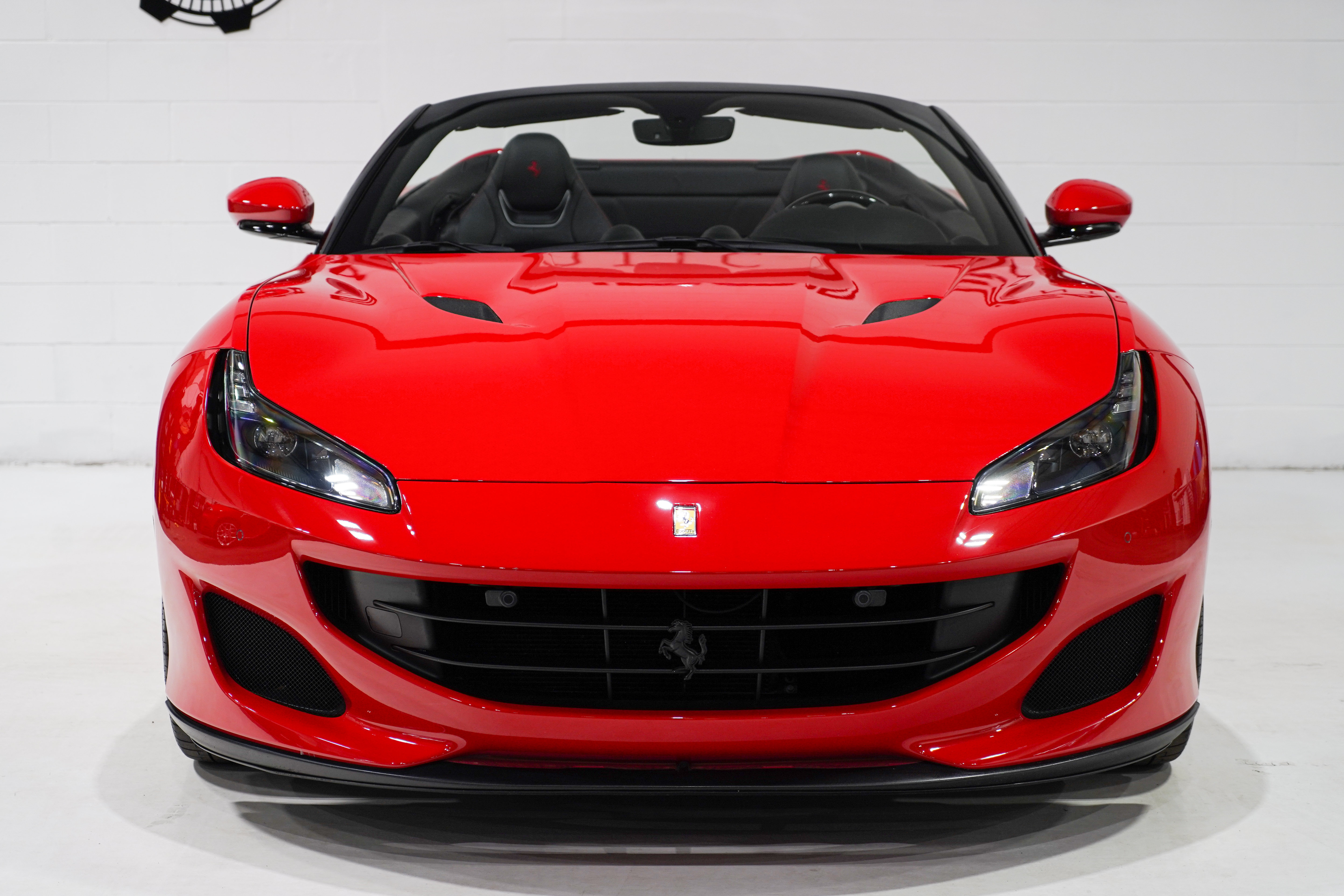 Used 2019 Ferrari Portofino RWD image 5