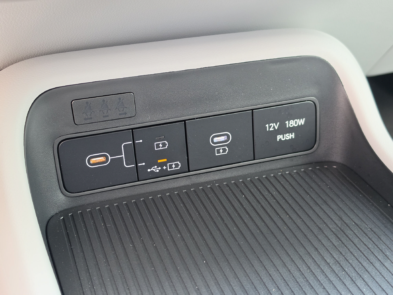 New 2027 Hyundai Kona SE FWD image 27