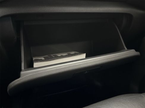 Used 2019 GMC Sierra 1500 SLT image 28