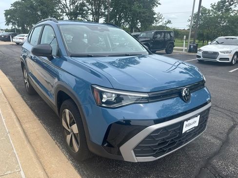 Used 2025 Volkswagen Taos S AWD/4WD image 8