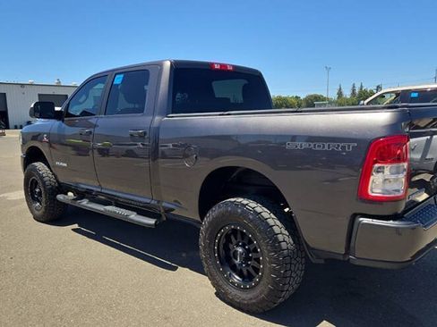 Used 2020 RAM 2500 Big Horn w/ Level 1 Equipment Group AWD/4WD image 3