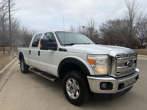 Used 2015 Ford F250 XLT image 1