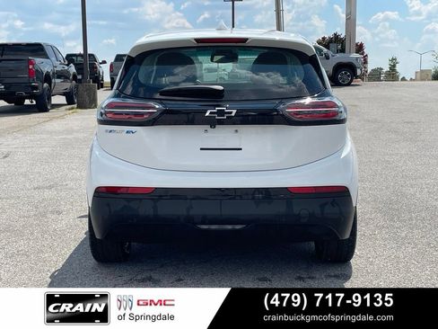 Used 2023 Chevrolet Bolt LT FWD image 6