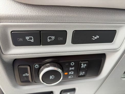 Used 2023 Ford F150 XLT w/ Equipment Group 302A High image 24