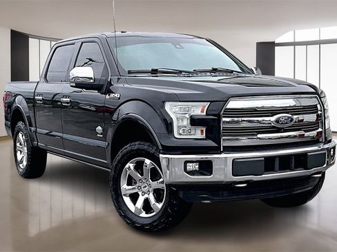 Used 2015 Ford F150 King Ranch w/ Equipment Group 601A Luxury image 10