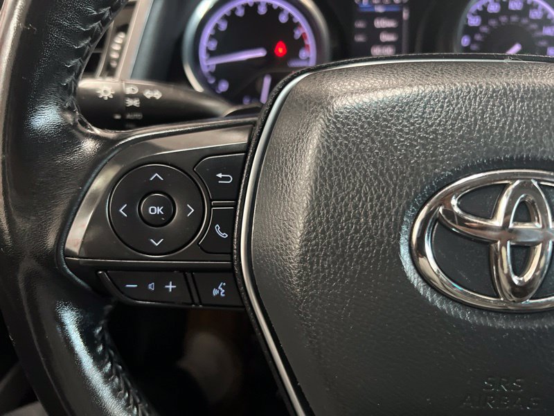 Used 2020 Toyota Camry SE FWD image 21
