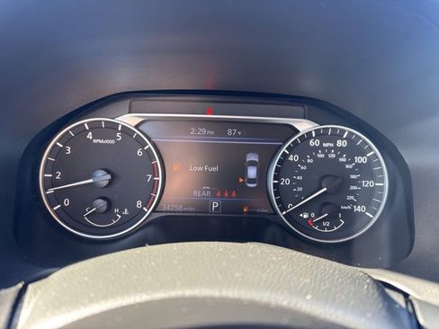 Used 2024 Nissan Altima 2.5 SV image 19