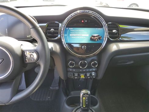 Used 2023 MINI Cooper SE image 26