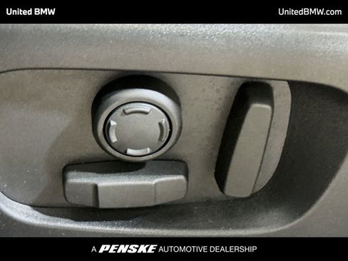 Used 2023 Land Rover Range Rover Evoque S image 4