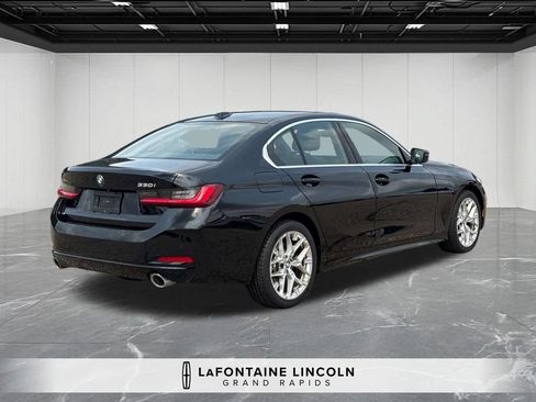 Used 2025 BMW 330i xDrive Sedan AWD/4WD image 5