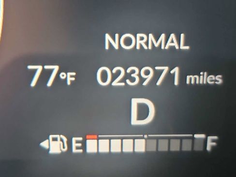 Used 2023 Honda HR-V LX image 10