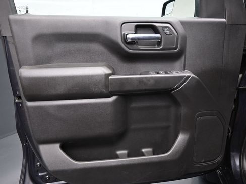 Used 2023 Chevrolet Silverado 1500 Custom Trail Boss AWD/4WD image 10