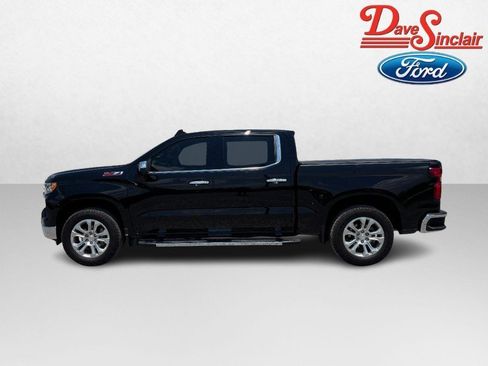 Used 2024 Chevrolet Silverado 1500 LTZ AWD/4WD image 10