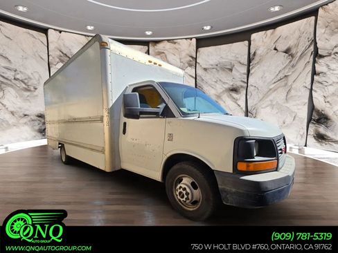 Used 2012 GMC Savana 3500 image 1