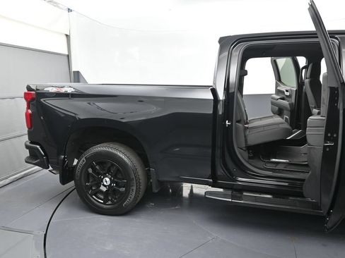 Used 2024 Chevrolet Silverado 1500 RST w/ Max Trailering Package AWD/4WD image 10