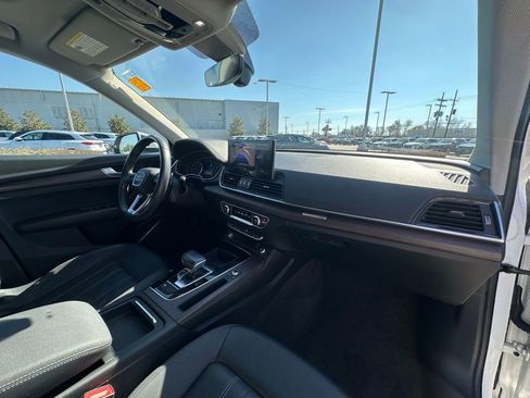 Used 2021 Audi Q5 2.0T Premium w/ Convenience Package image 29