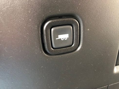 Used 2016 GMC Savana 3500 image 29