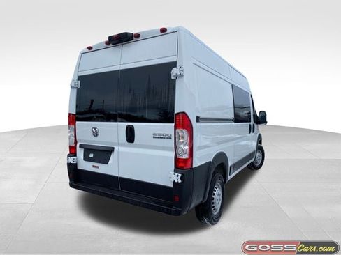 New 2026 RAM ProMaster 2500 w/ Convenience Group image 3