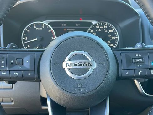 Used 2021 Nissan Rogue SL w/ Premium Package image 22