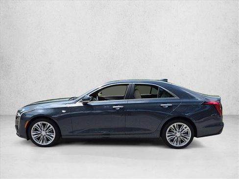 Used 2025 Cadillac CT4 Premium Luxury RWD image 5