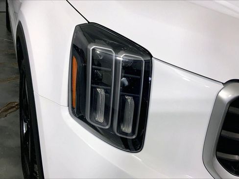 Used 2025 Kia Telluride S image 26