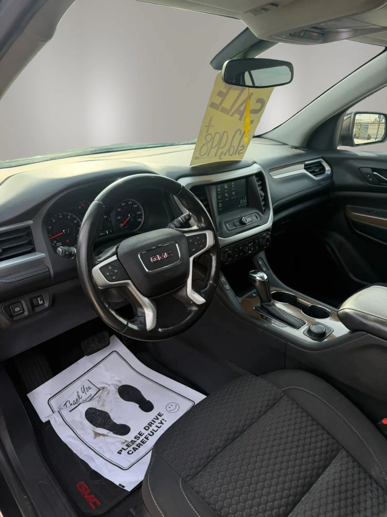 Used 2018 GMC Acadia SLE w/ Driver Alert Package I AWD/4WD image 10