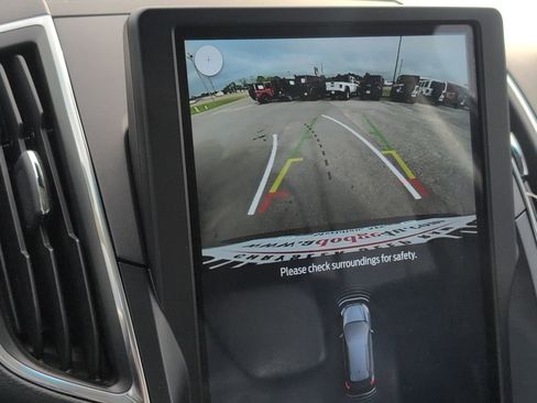 Used 2022 Ford Edge Titanium image 15