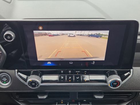 Used 2024 Chevrolet Colorado W/T w/ WT Convenience Package II AWD/4WD image 20