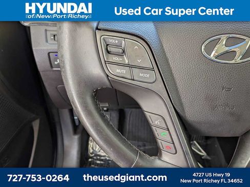 Used 2017 Hyundai Santa Fe Sport FWD image 31