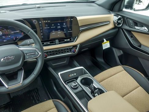 New 2026 Chevrolet Equinox ACTIV w/ Convenience Package III image 18