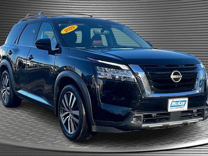 Used 2022 Nissan Pathfinder Platinum w/ Cargo Package
