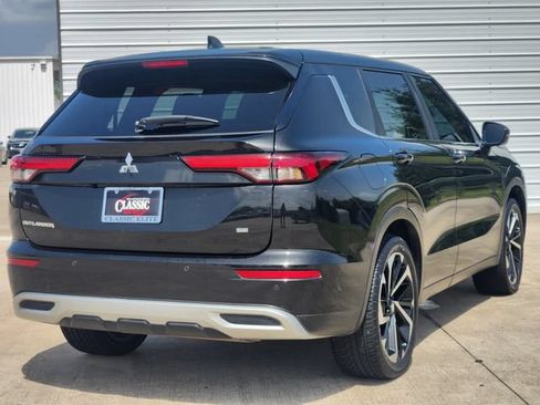 Used 2022 Mitsubishi Outlander SE FWD image 7