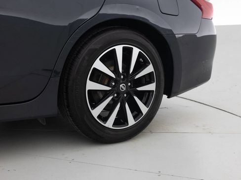 Used 2018 Nissan Altima 2.5 SV image 22