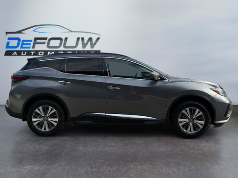 Used 2022 Nissan Murano S AWD/4WD image 2
