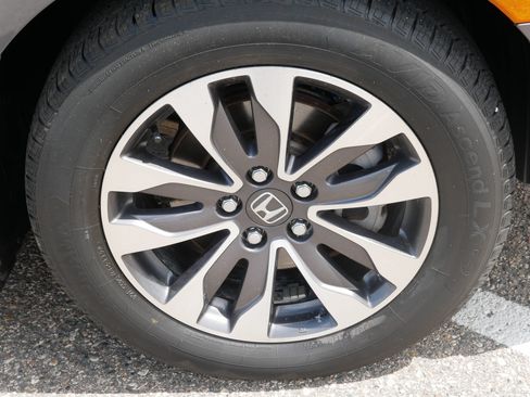 Certified 2023 Honda Odyssey EX-L image 15