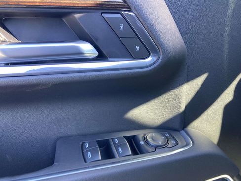 New 2026 GMC Sierra 1500 SLE AWD/4WD image 15