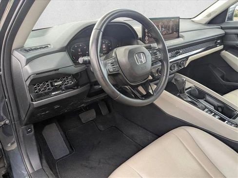Used 2023 Honda Accord EX-L image 10