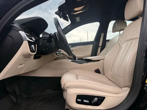 Used 2019 BMW 540i xDrive w/ Convenience Package AWD/4WD image 15